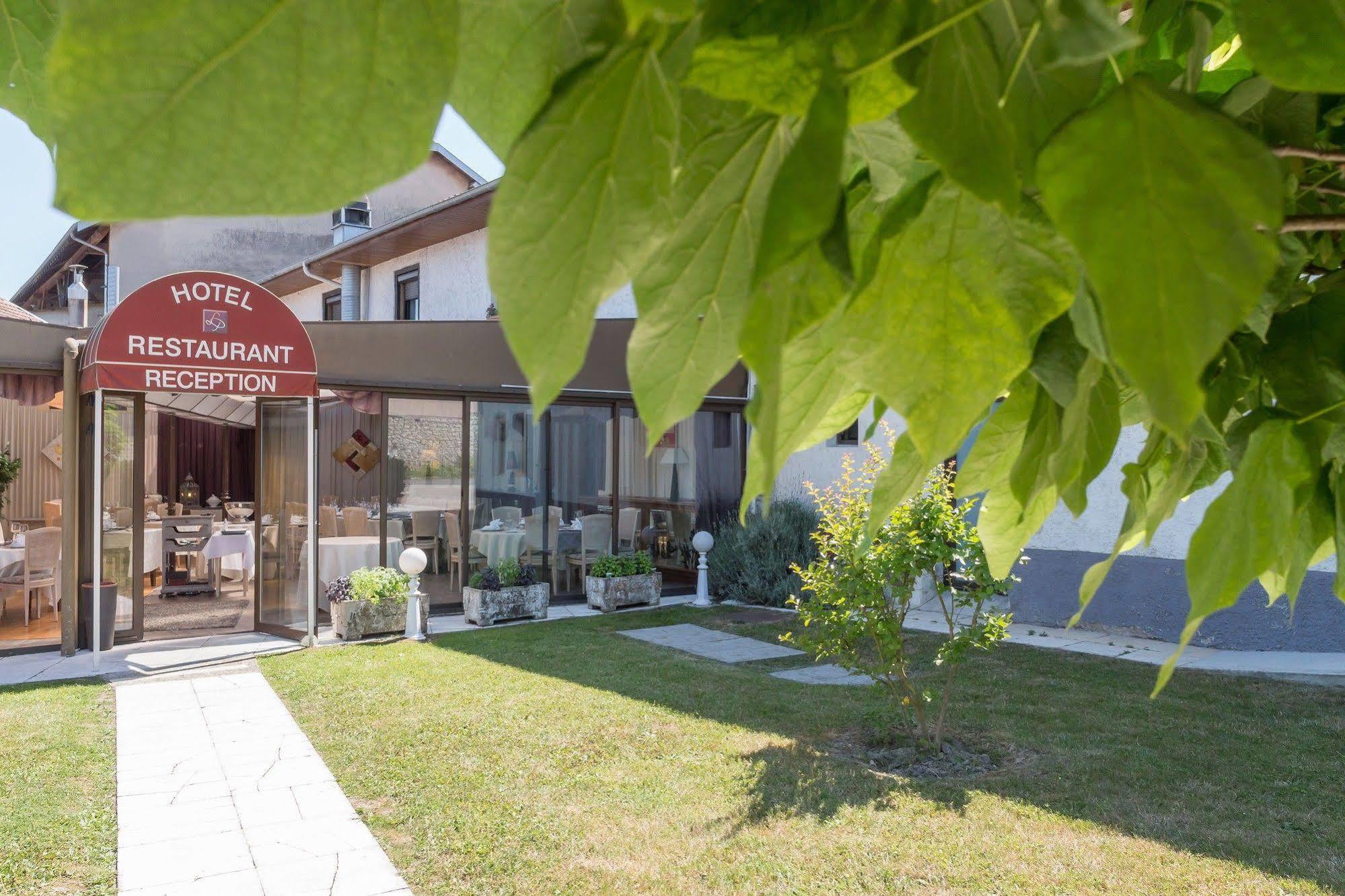 Hotel Restaurant Laurent Perreal Attignat 외부 사진